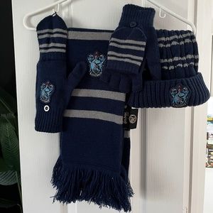 Harry Potter Ravenclaw Scarf, Beanie and Gloves set in blue - one size fits all